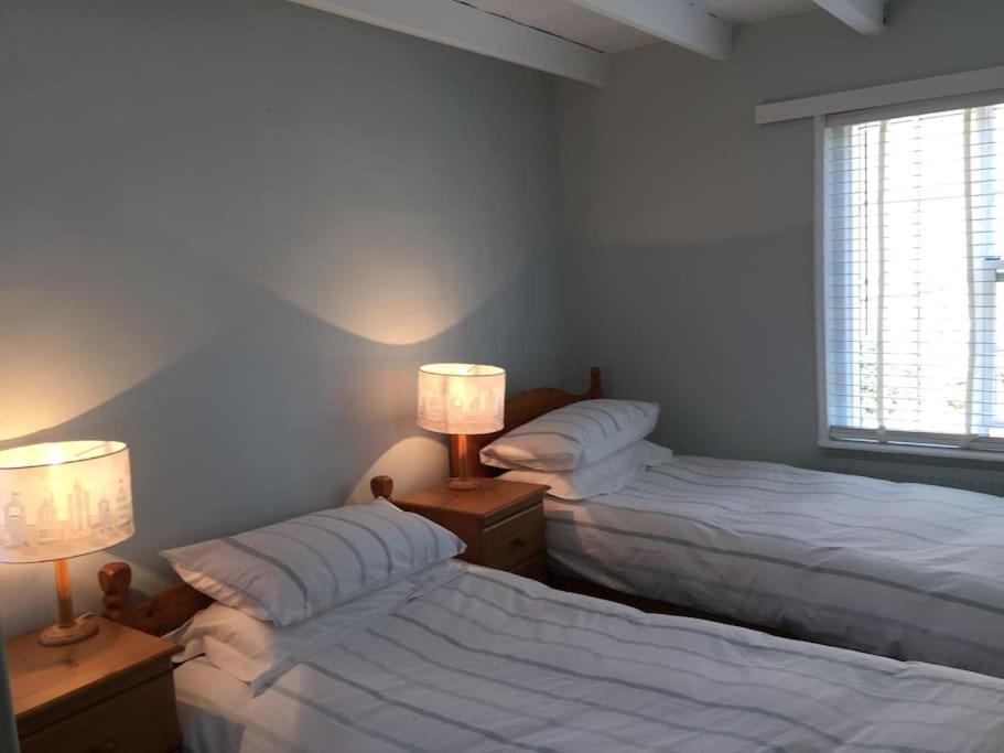 North Star Cottage Уитби Екстериор снимка