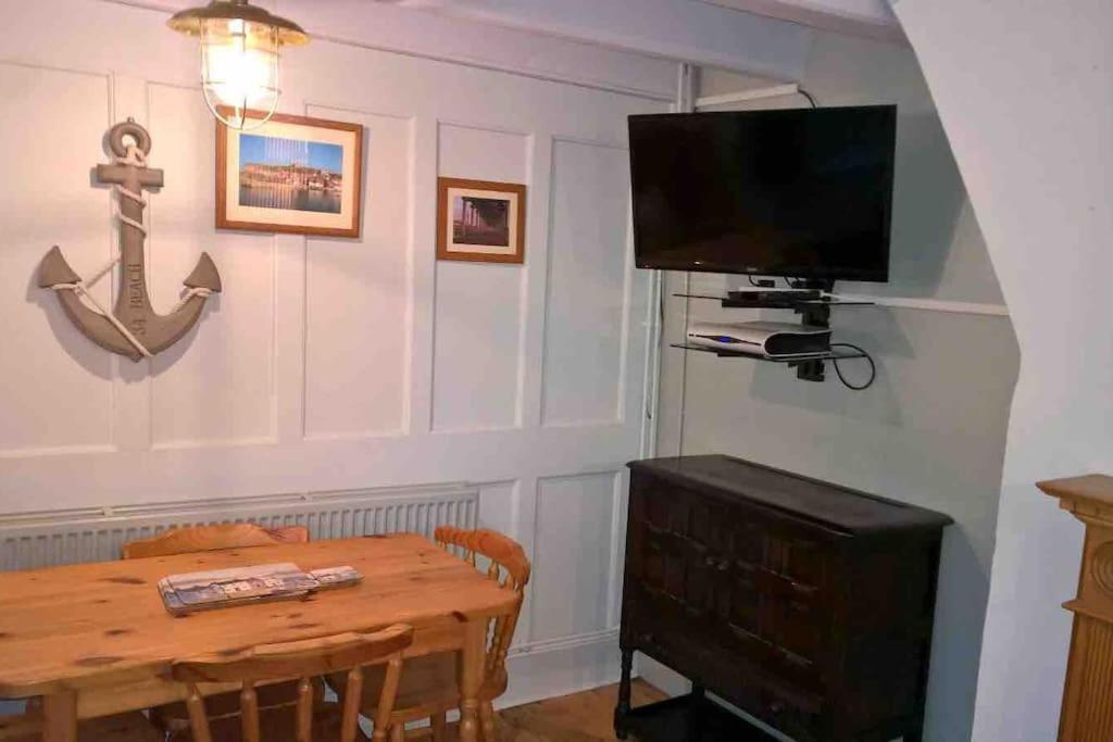 North Star Cottage Уитби Екстериор снимка