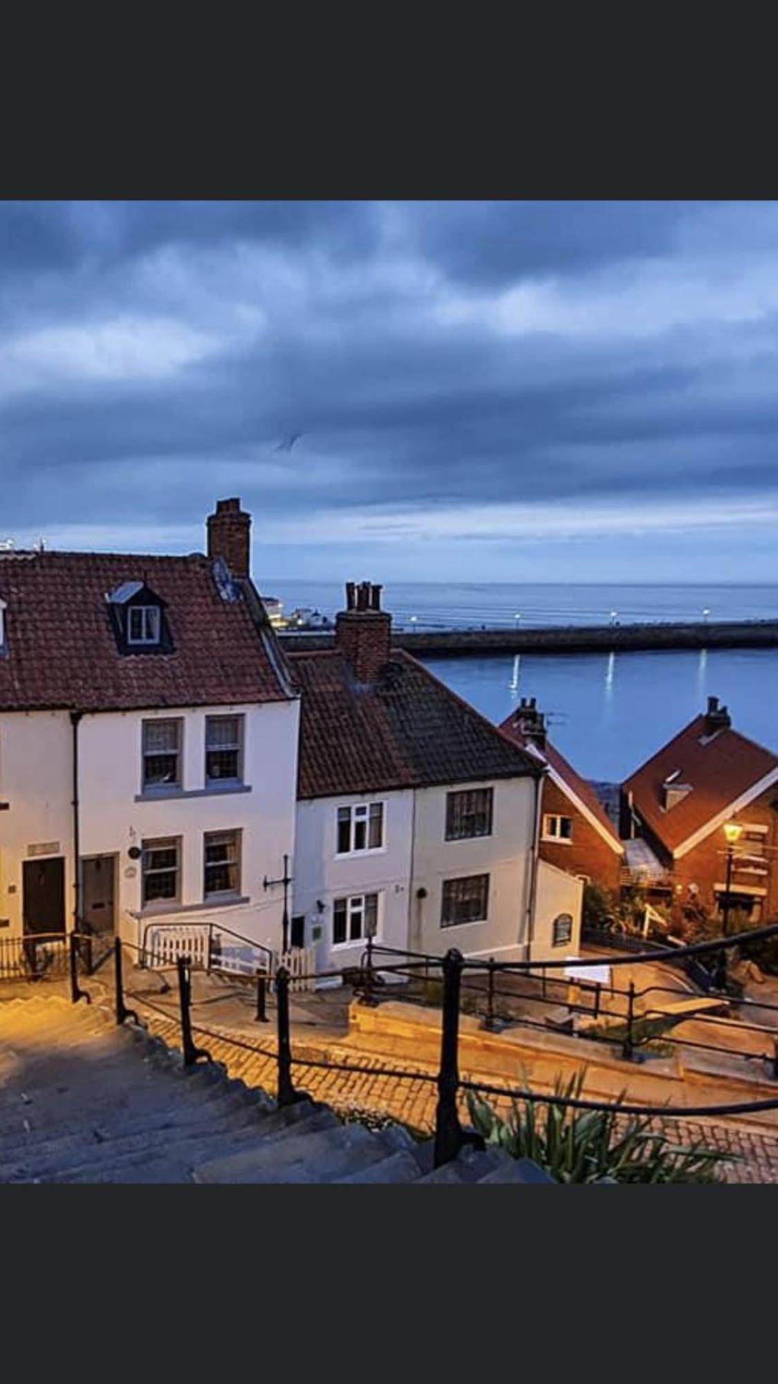 North Star Cottage Уитби Екстериор снимка